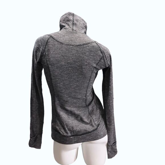 Lululemon Think Fast Pullover 1/4 Zip Gray Black Running Top Womens 6 - Picture 8 of 9